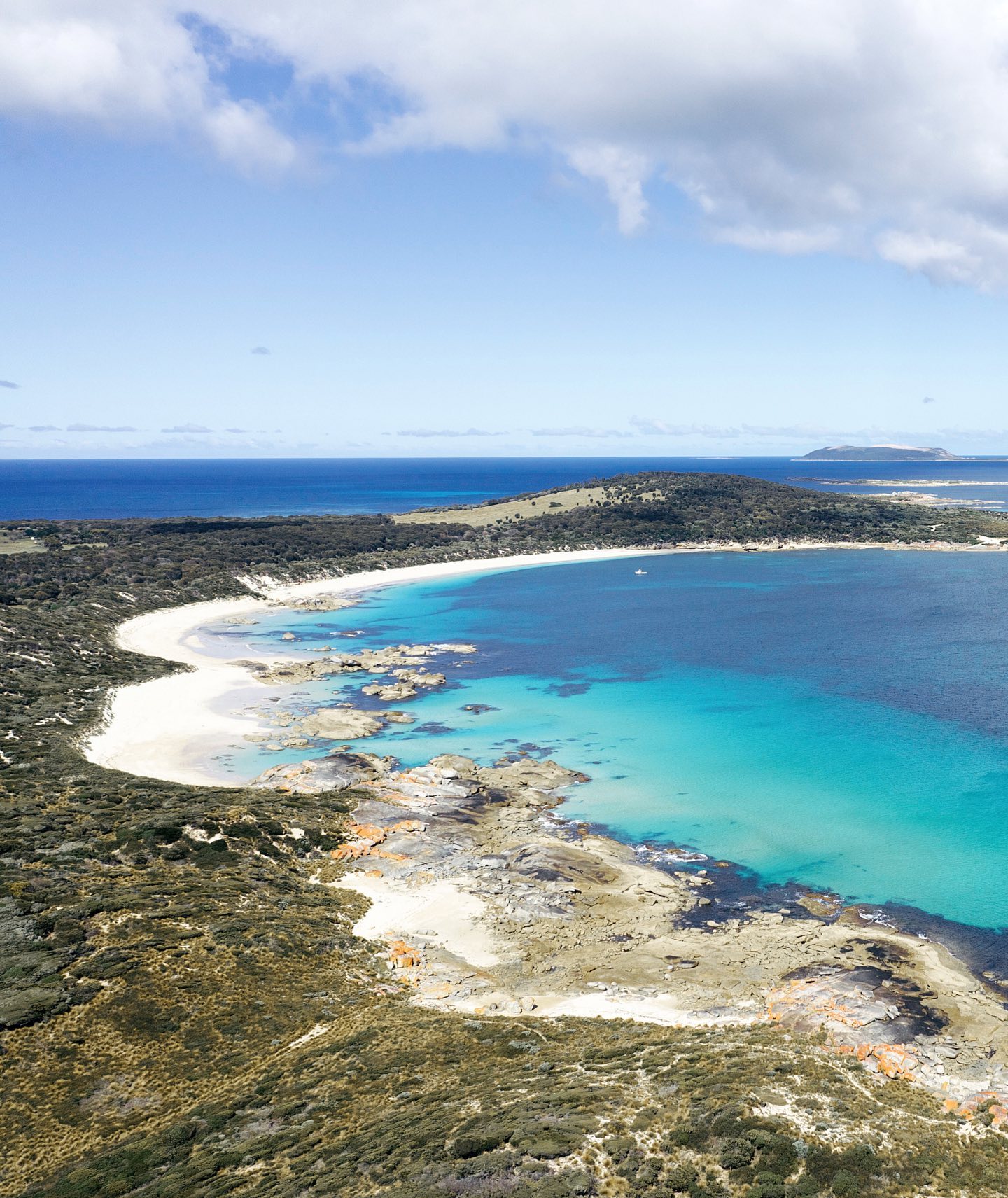 White-sand beach and turquoise water on Flinders Island